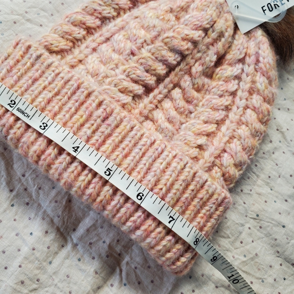 Hat - Picture 3 of 7